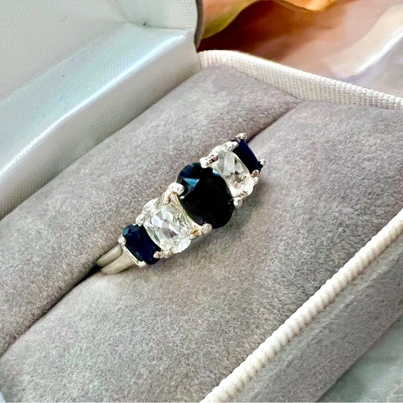 Vintage Genuine Sapphire Ring Solid 925 Sterling Silver Oval Cut Blue & White - Picture 17 of 17